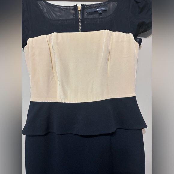 JAY GODFREY Revolve Bloomingdale’s Designer Peplum Cap Sleeve Colour-Block Dress - Picture 4 of 8